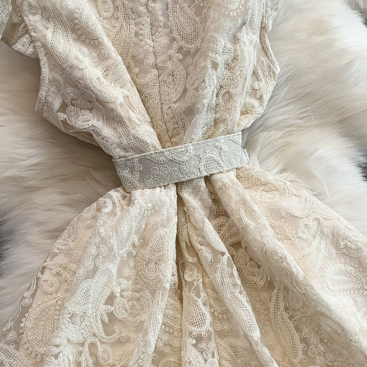 Aliona Dress