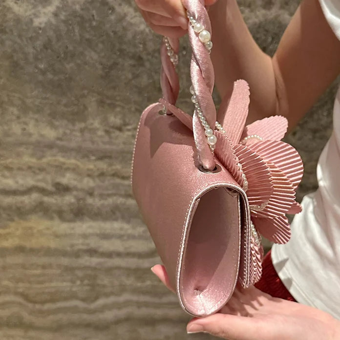 Adiba Clutch