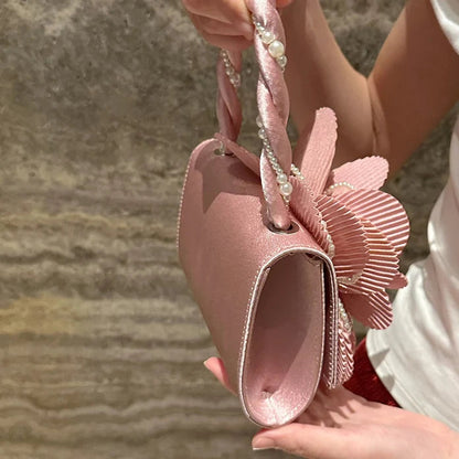 Adiba Clutch