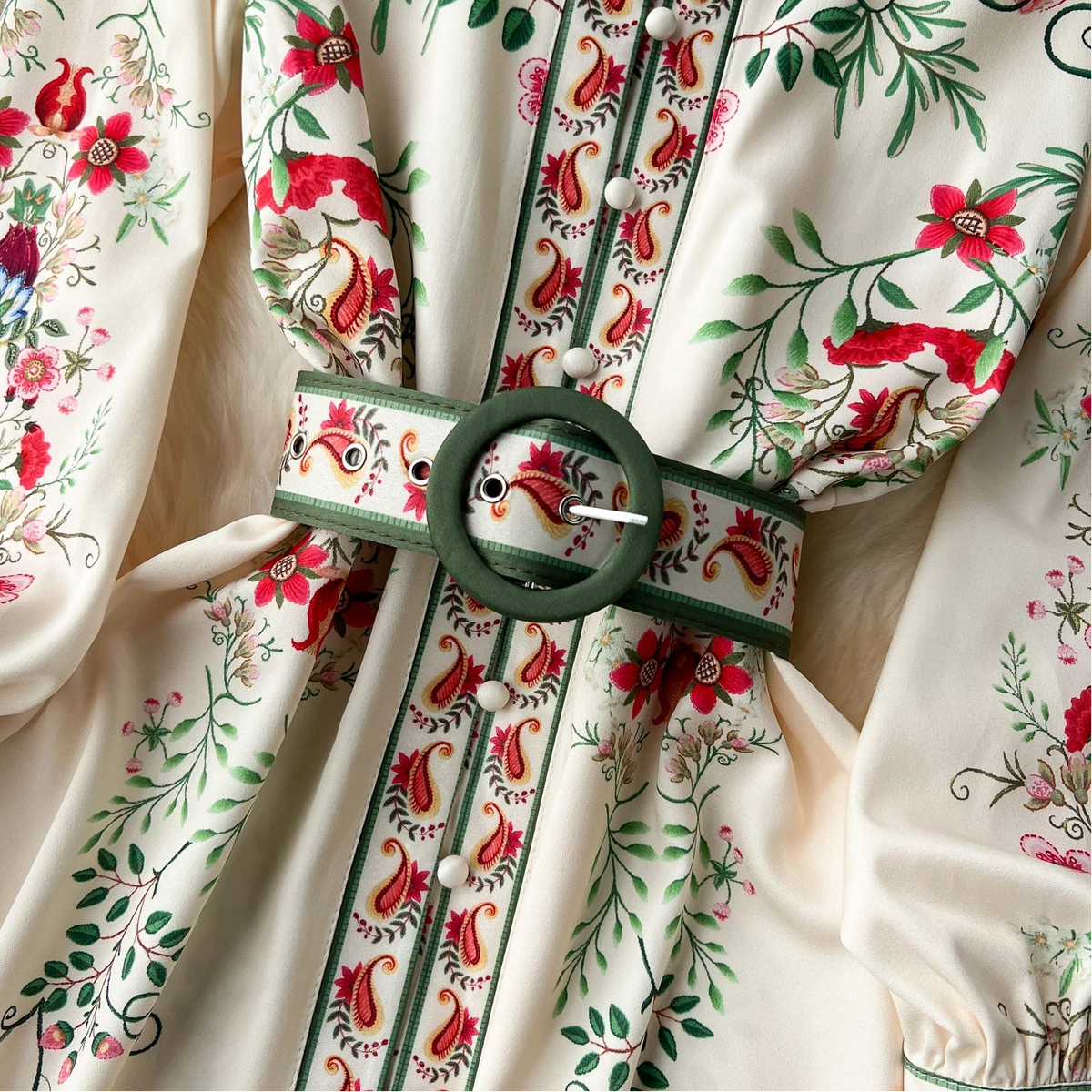 Vestido carmesí