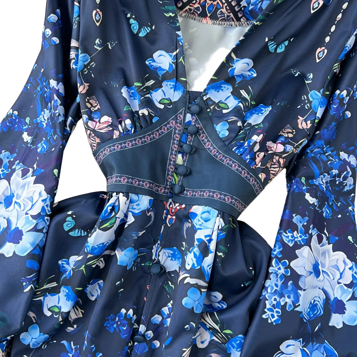 Robe Noora