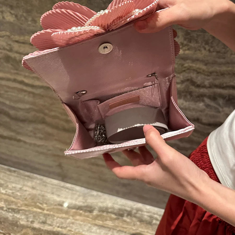 Adiba Clutch