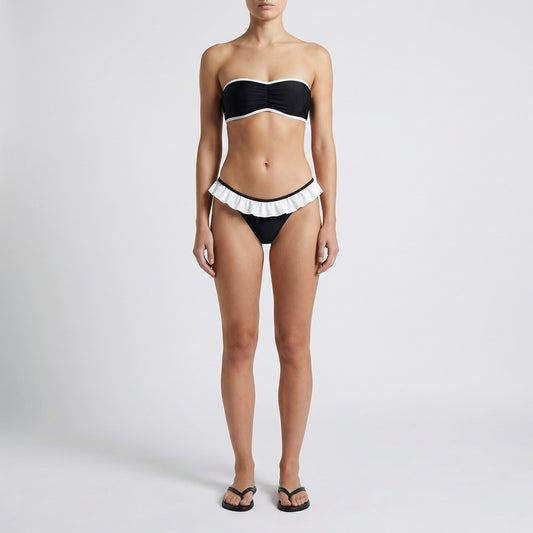 Ana Bikini